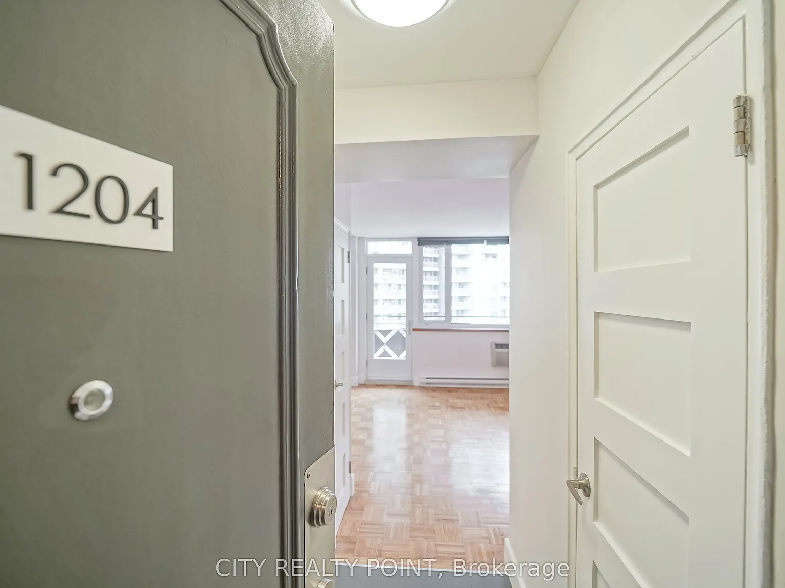 Studio, $2,095 — Photo 2