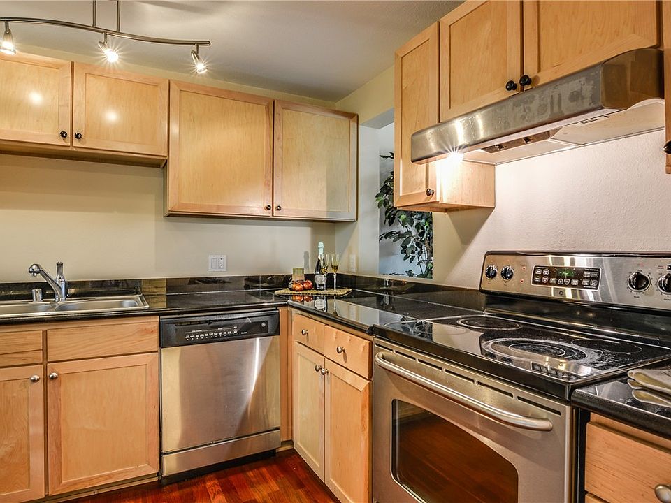 1st image of 23917 12th Pl S APT 2505