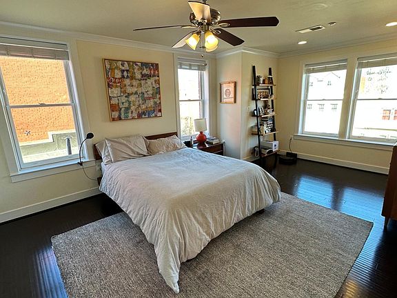 Main bedroom.