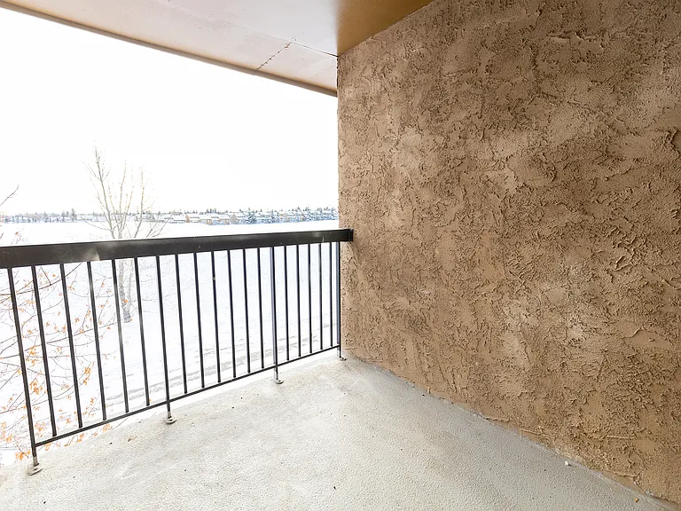 11611 Oakfield Dr SW — Photo 36