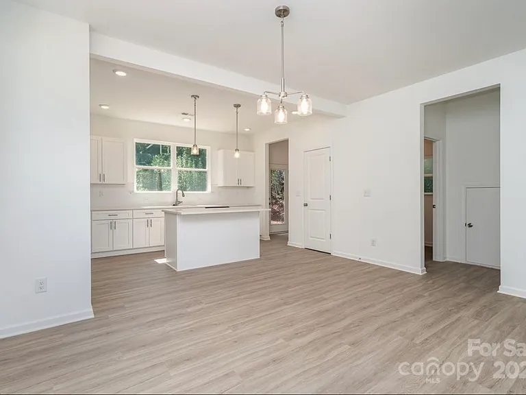 1812 Purser Dr — Photo 12