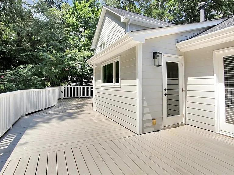 455 Persimmon Ln — Photo 24