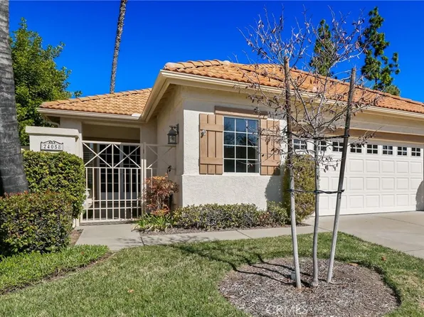 24058 Via Helena, Murrieta, CA 92562