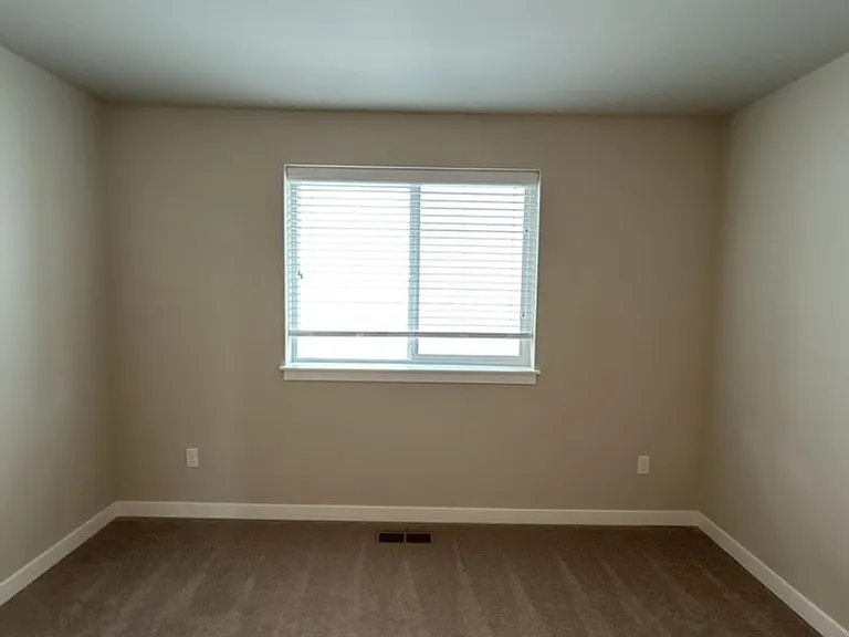 8441 63rd St NE — Photo 11