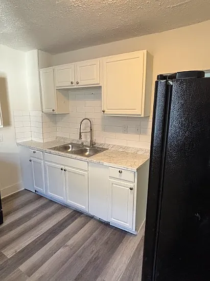 637 Wilson Ave — Photo 9