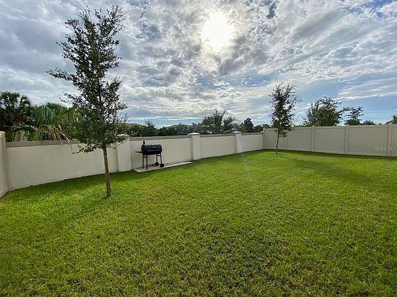 5th image of 2335 White Lilly Dr
