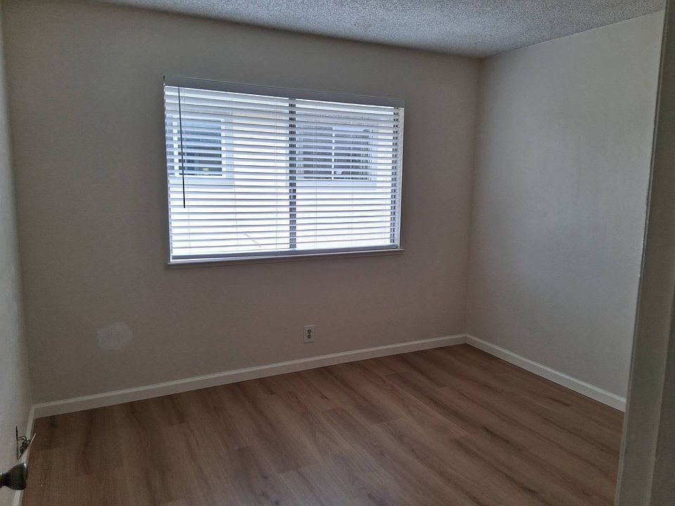 2nd image of 4771 Hatfield Walkway