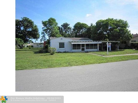 3rd image of 1112 NW 16th Ct