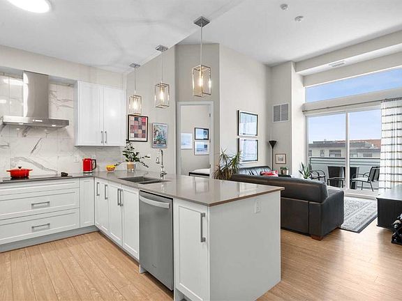 3rd image of 11 E Mahogany Cir SE #607