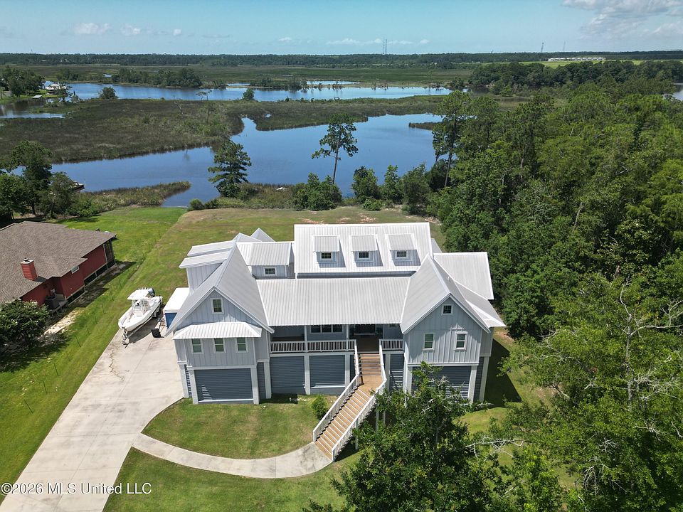 1st image of 10565 Shorecrest Rd