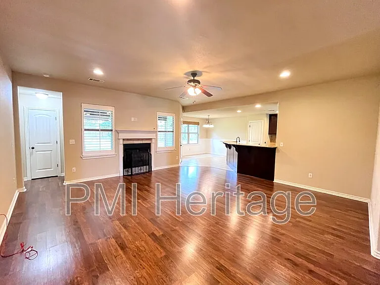 4901 SW Energy Ave — Photo 3