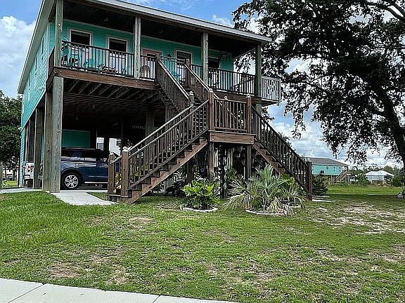 3rd image of 100 Pitcher Point Ave