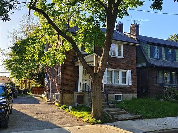 2nd image of 3046 Alexander Ave