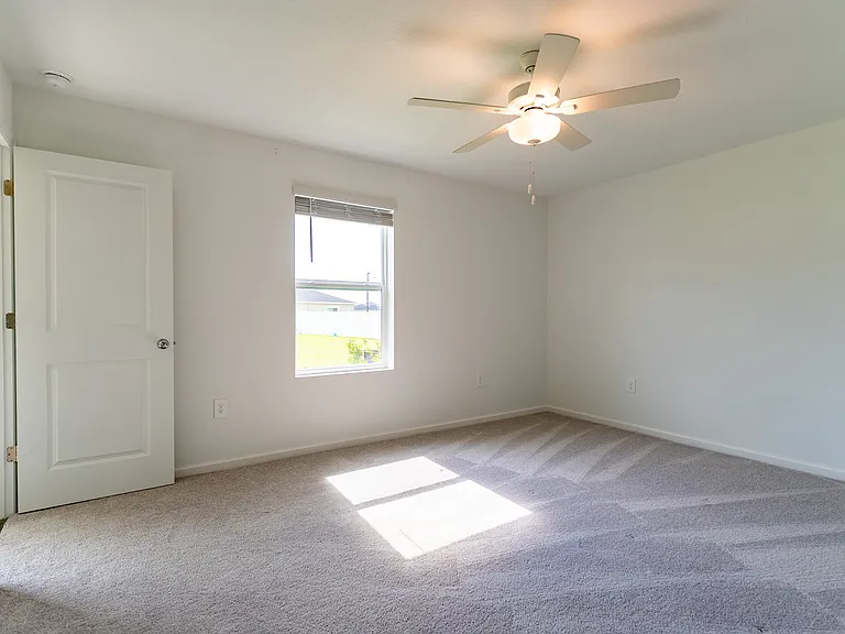8414 SW 41st Cir — Photo 37