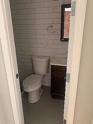 5th image of 234 W 135th St #4D