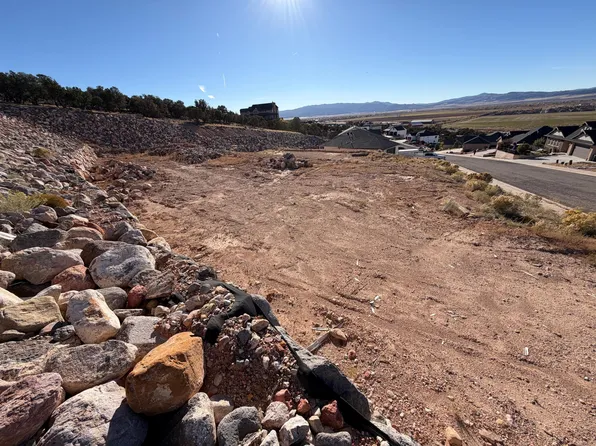 3271 W Kingsbury Dr, Cedar City, UT 84720