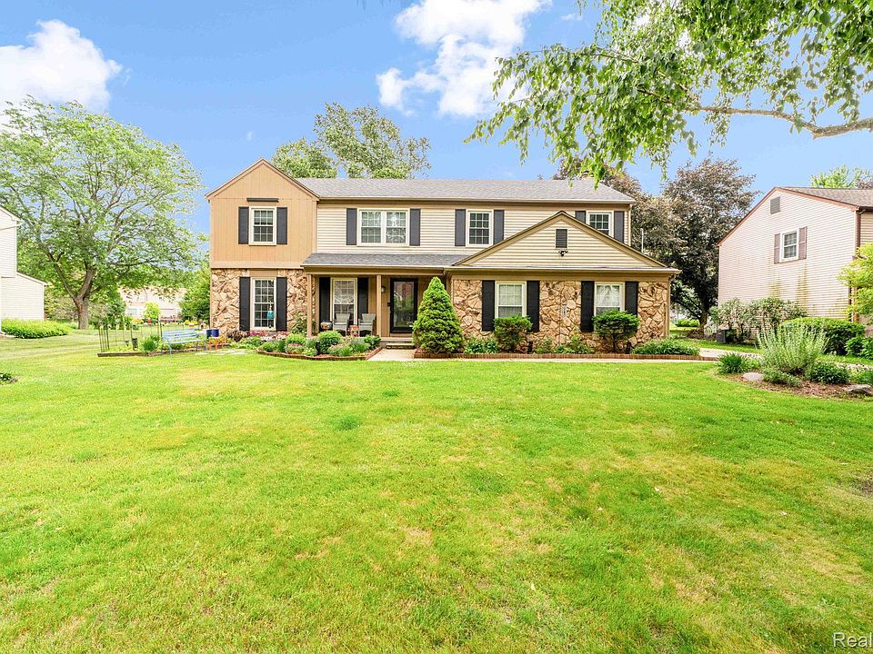 1st image of 6611 Windmill Ln
