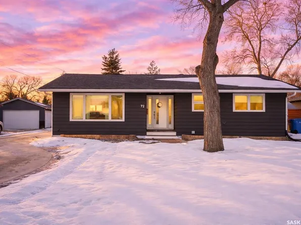 72 Dolphin BAY, Regina, SK S4S 4Z8