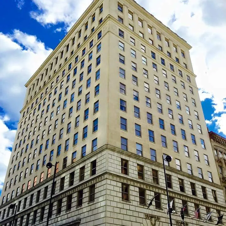The Reserve at 4th and Race