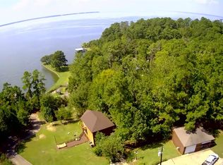 122 Eagle Blf, Onalaska, TX 77351