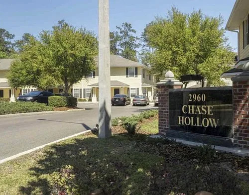 2950 SW 35th Pl #50 Photo 1