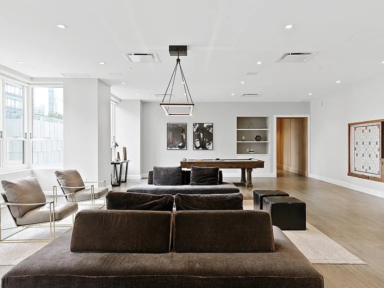 65 Bay Street Apartments — Photo 7