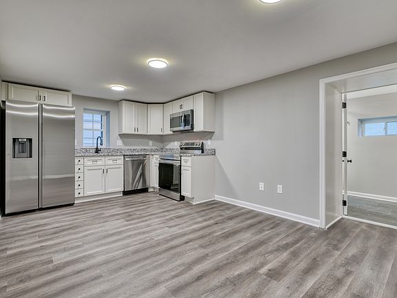 3rd image of 6722 Brentwood Ave #B