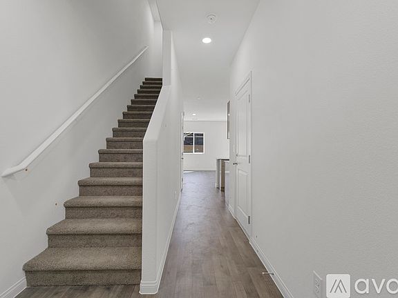 5th image of 4149 Venus Falls Ave