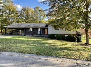 1646 Manor Dr NE, Cullman, AL 35055