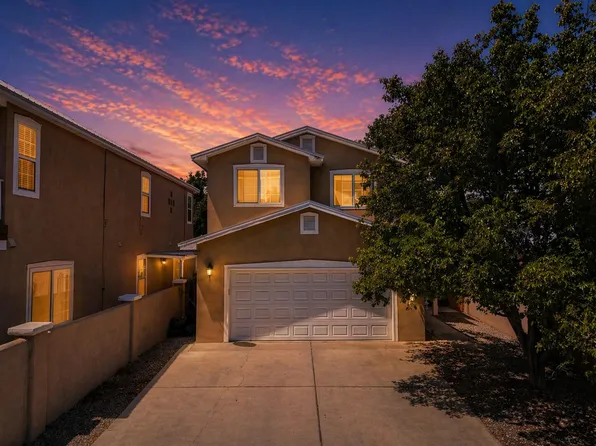 1535 Phoenix Ave NW, Albuquerque, NM 87107