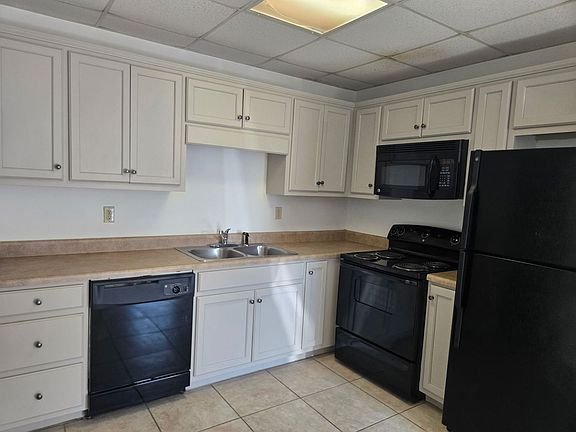 2nd image of 1212 12th St #29