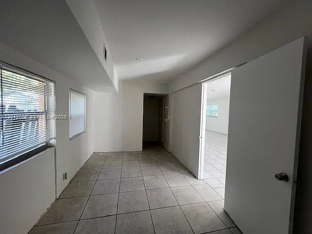 4548 SW 33rd Ave #M — Photo 12