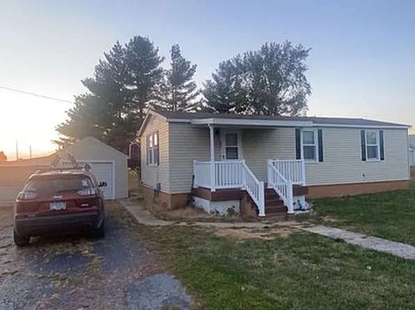 470 N Jefferson St, Roseville, IL 61473