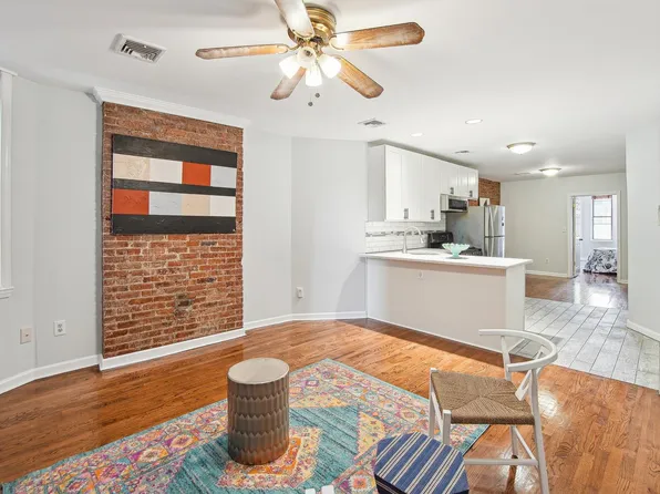 378 Baldwin Ave #3R, Jersey City, NJ 07306