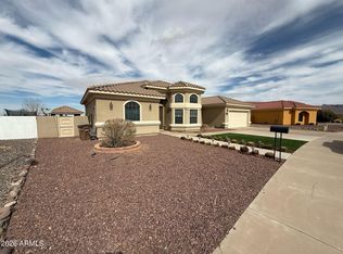 2932 E Acacia Ct, Douglas, AZ 85607