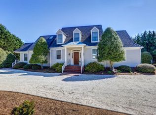 566 McSwain Rd, White Stone, VA 22578