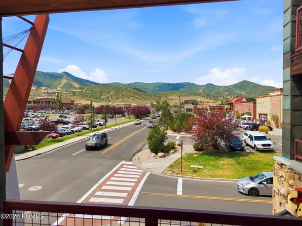 1476 W Newpark Blvd Unit 202, Park City, UT 84098