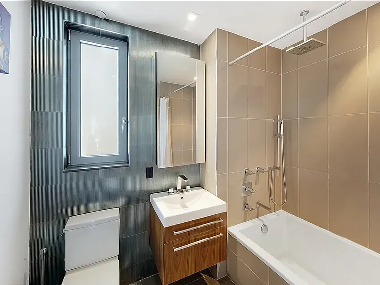 26-26 Jackson Ave #605 — Photo 7