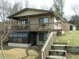 W390 Riverview Dr, Montello, WI 53949