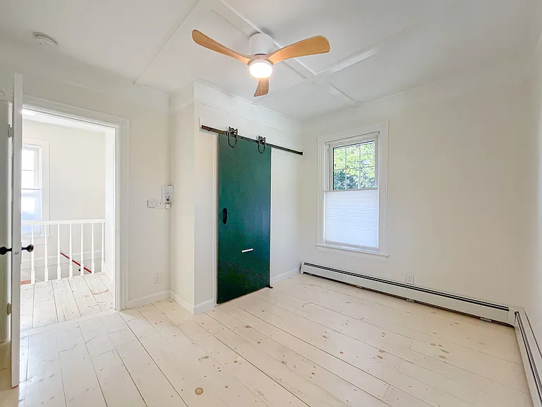 22 Crescent Ave — Photo 58
