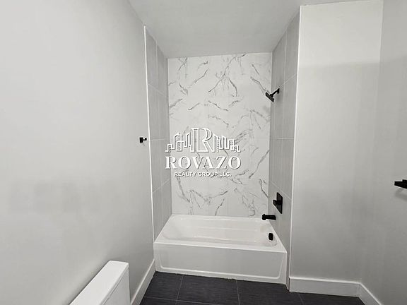 3rd image of 130 Ellis Ave #404A