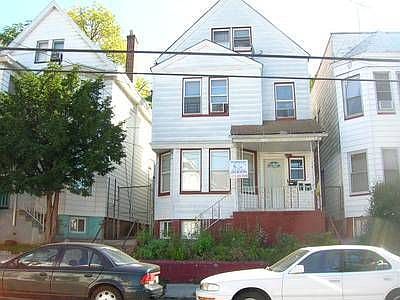 1st image of 13 Highland Ave