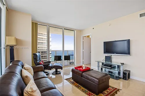 1830 S Ocean Dr Photo 1
