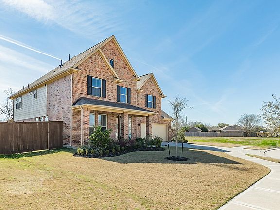 3rd image of 300 Bentside Pl