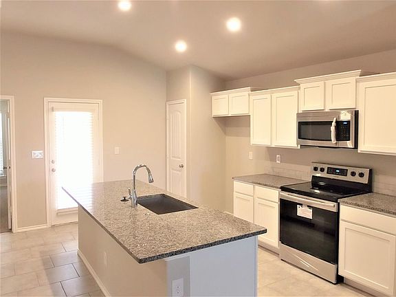 2nd image of 3712 Prentiss Ave
