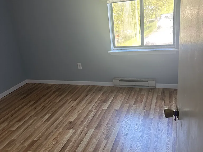 207 Burgundy Hill Ln — Photo 5