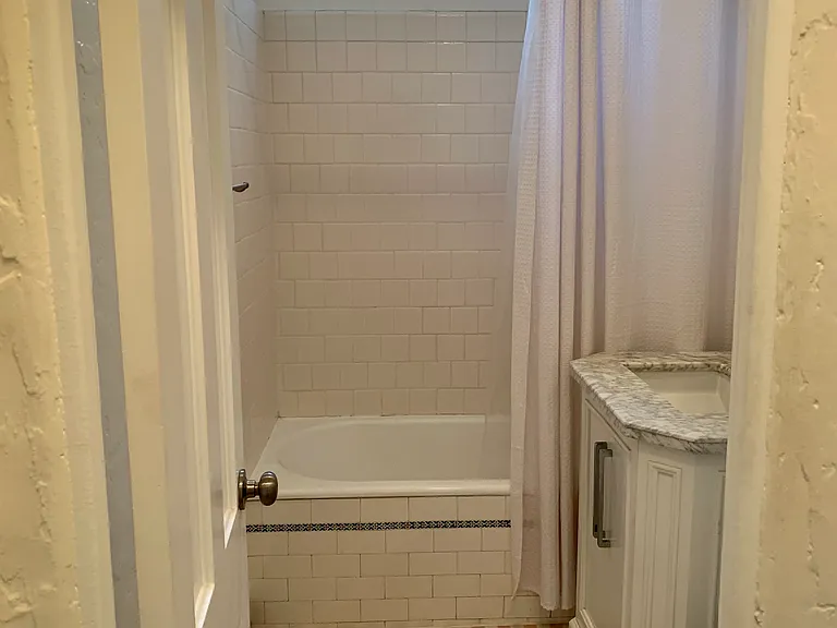 5110 E 1st St #5110 — Photo 4