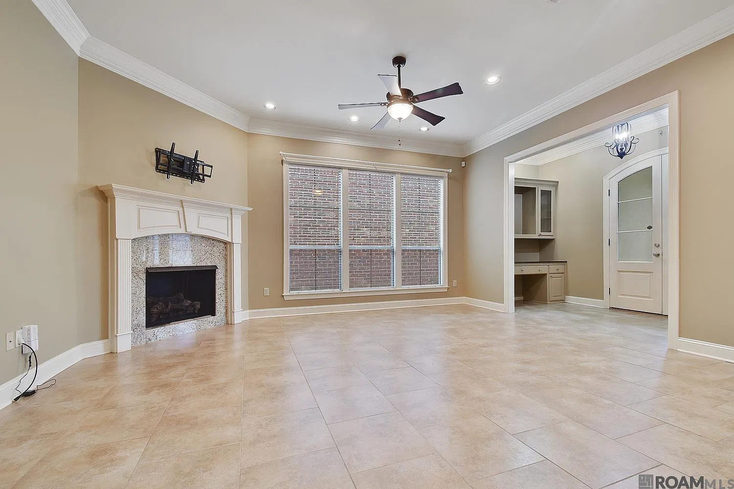 3 bed, 1770 sqft, $2,400 — Photo 2