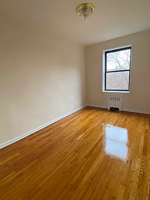 Rented by Queens Apartments Realty LLC | media 8