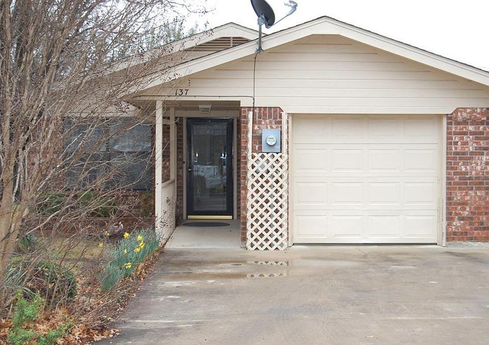 1st image of 137 Azalea Dr